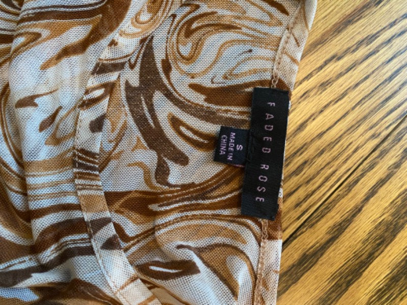 y2k swirled pattern mesh top