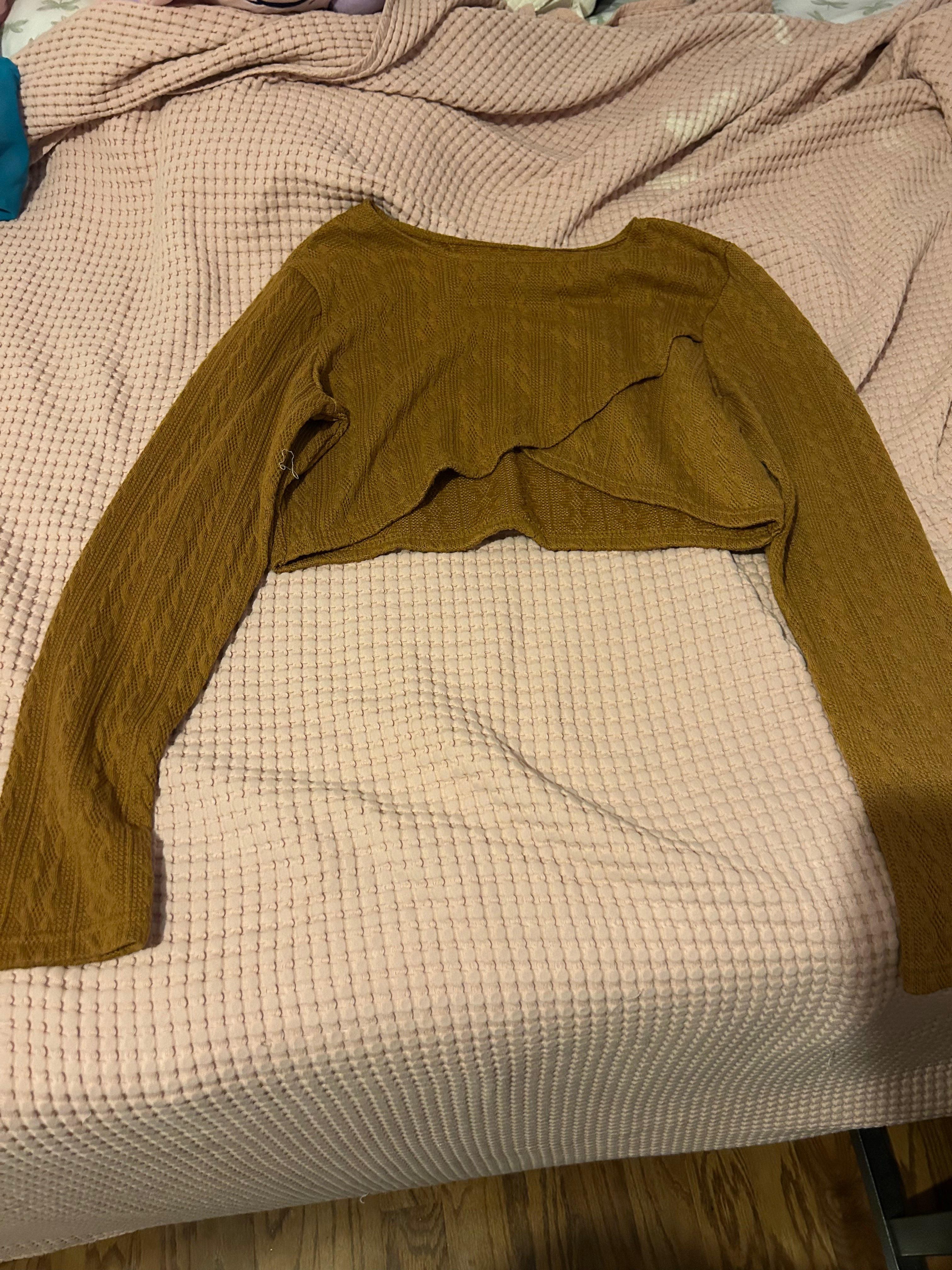 cozy mustard cropped knit top