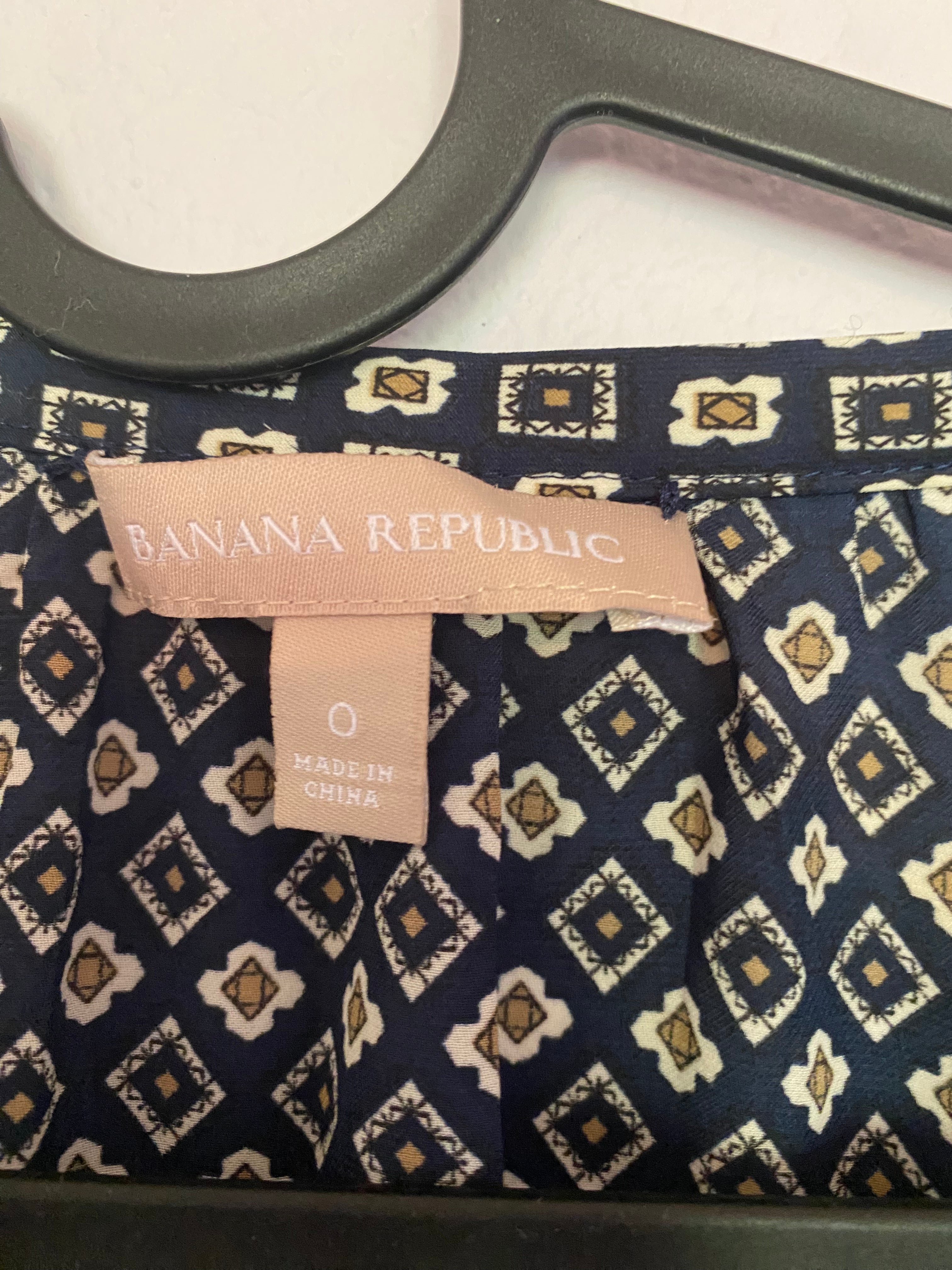 banana republic navy geometric print dress