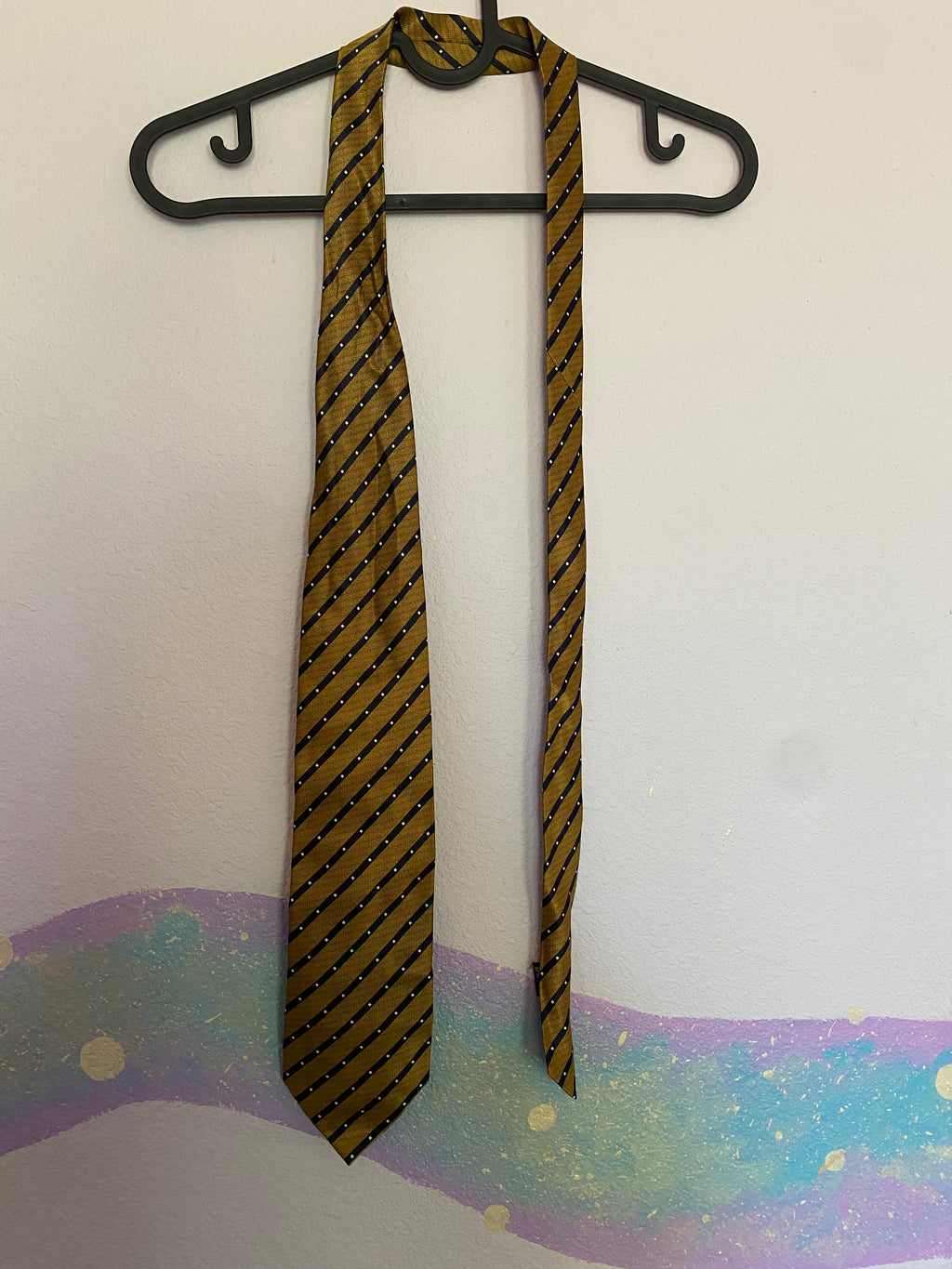 gold and navy diagonal stripe tie
