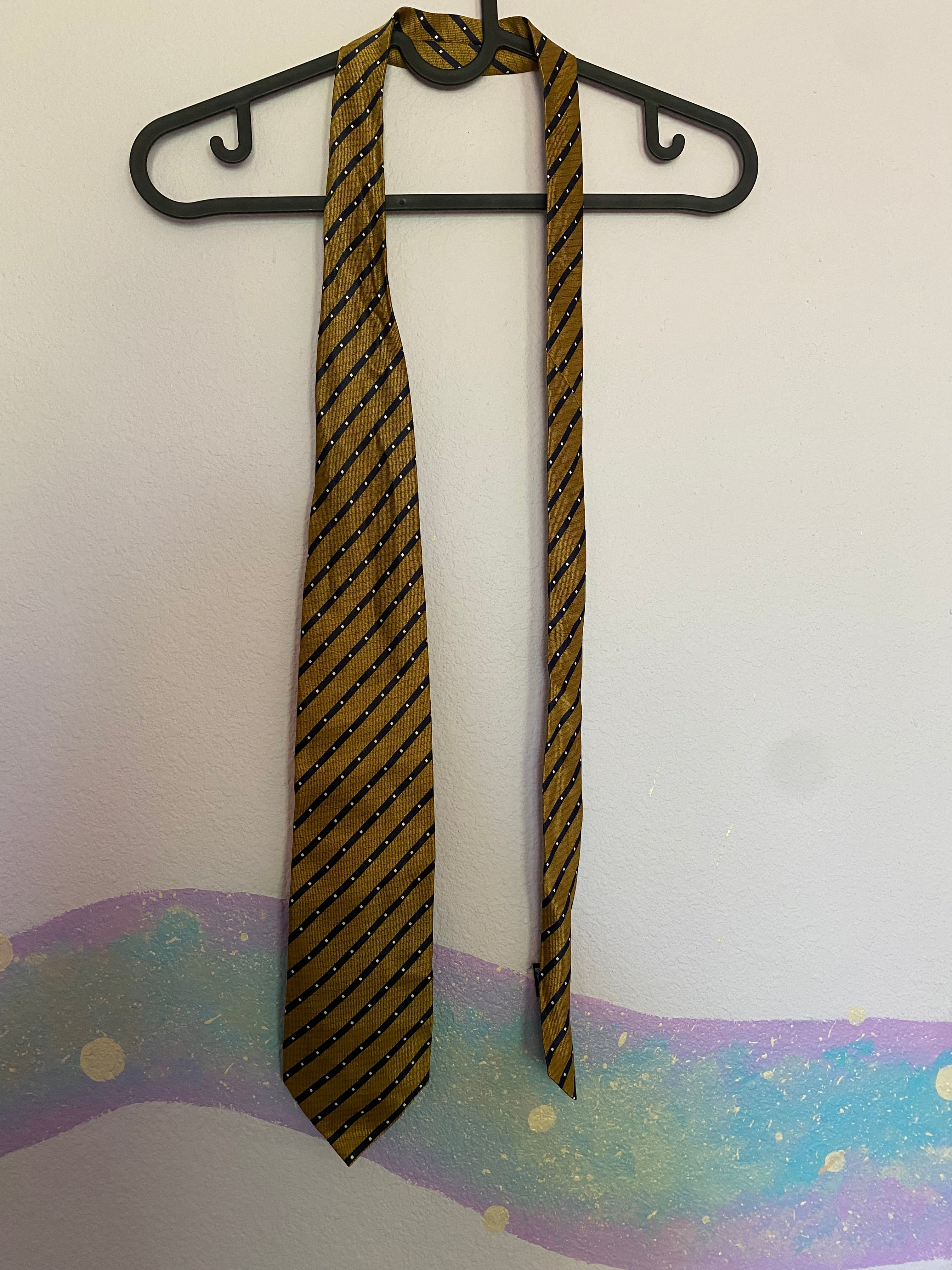 gold and navy diagonal stripe tie